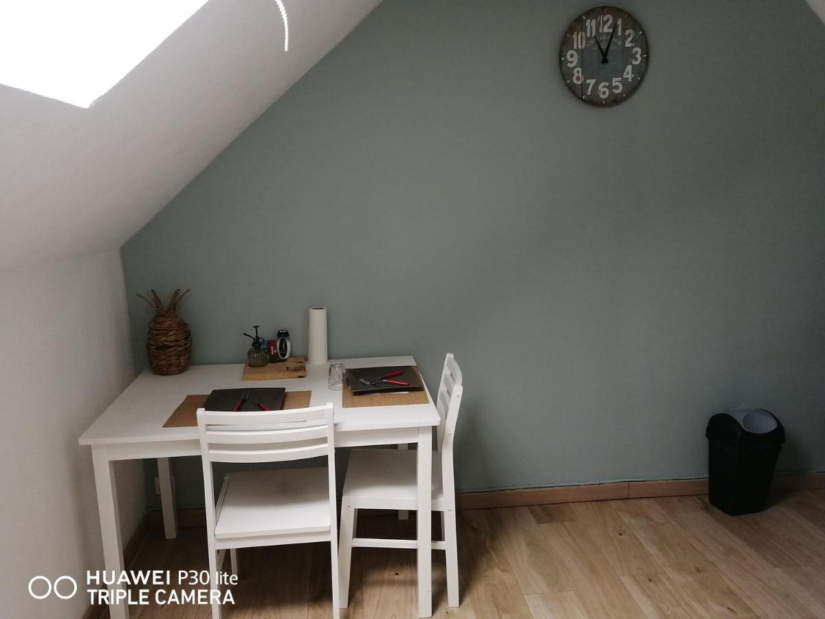Studio Grand Lit 160 Tout Equipe Wifi Le Creusot Εξωτερικό φωτογραφία